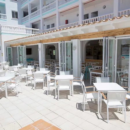 海滩之星伊维萨公寓式酒店 - 仅限成人
